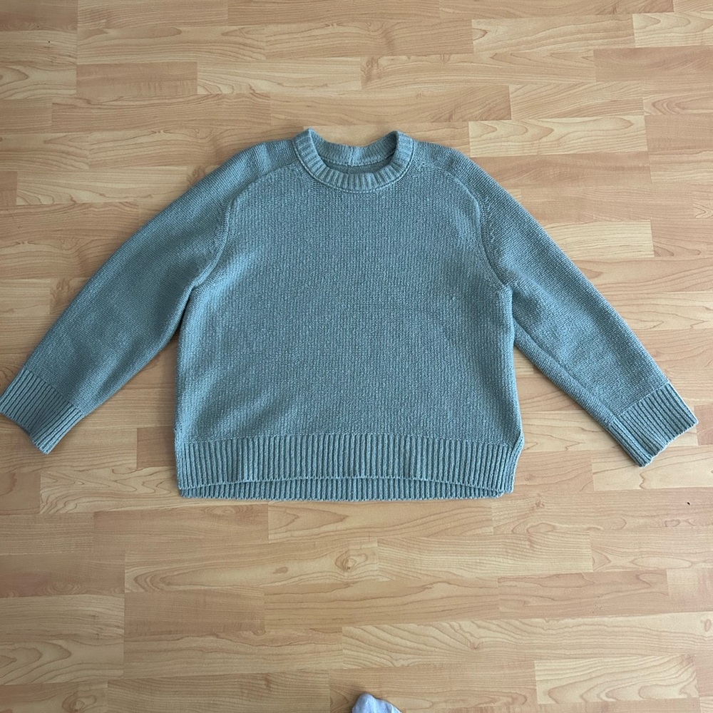 Cozy Abercrombie Sage Sweater